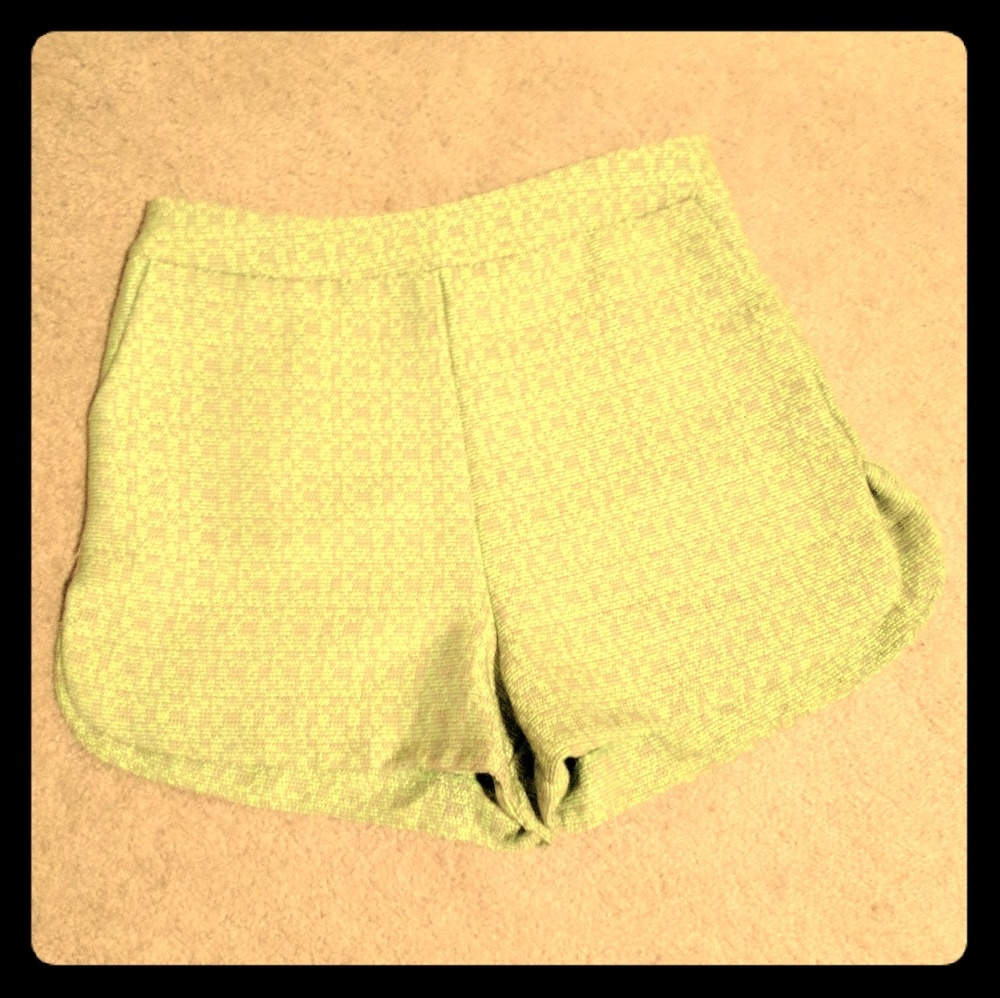 NWOT High-wasted Short Green Shorts